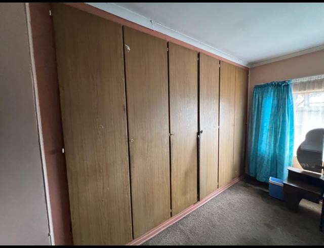 4 BEDROOM HOUSE FOR SALE IN VAALPARK